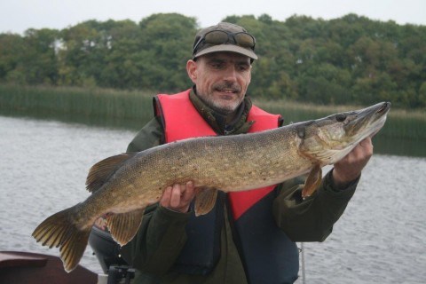 Angling Reports - 18 October 2013